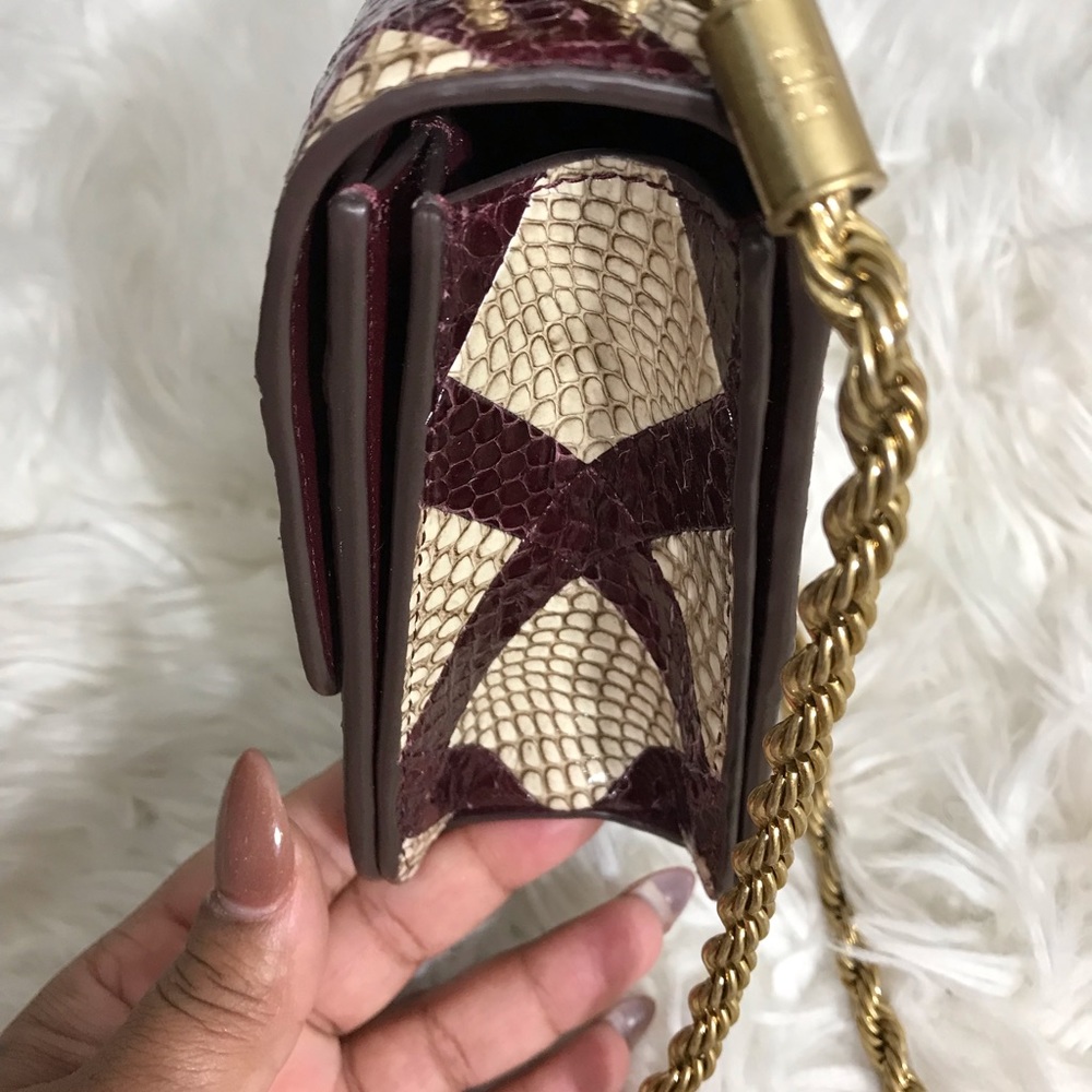 SOLD LIMITED Tory Burch Eleanor Snakeskin Crossbody Camera Bag - Picture 14 of 17